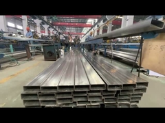 스테인레스 스틸 쿼어 및 둥근 파이프 의 작업실 의 분류 및 포장 과정